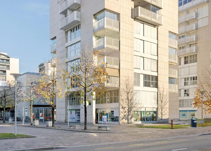 Torre Tessuti By Interhome Apartament Locarno