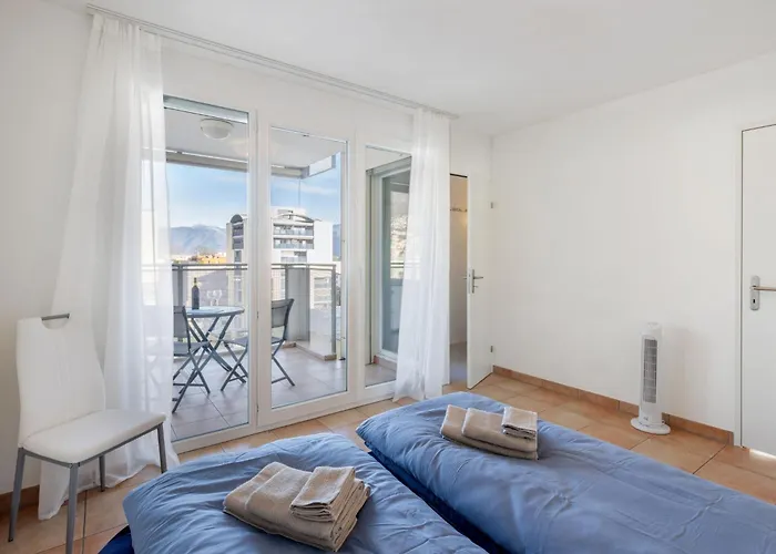 아파트 Torre Tessuti By Interhome *